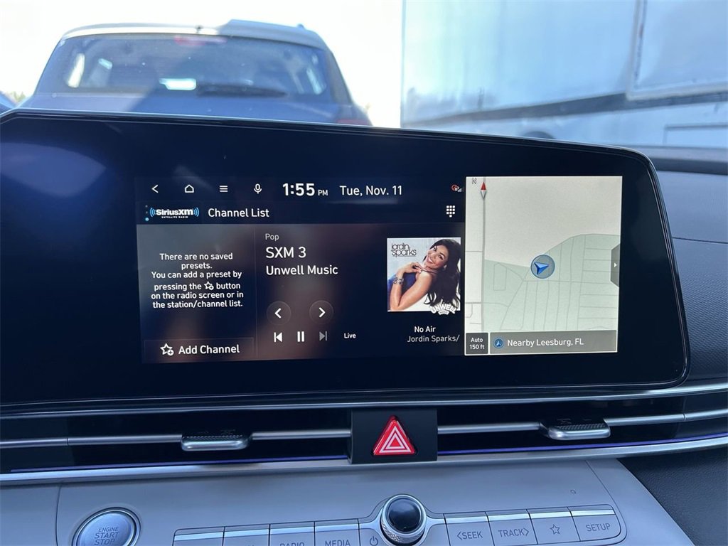 New 2025 Hyundai Elantra Limited image 24