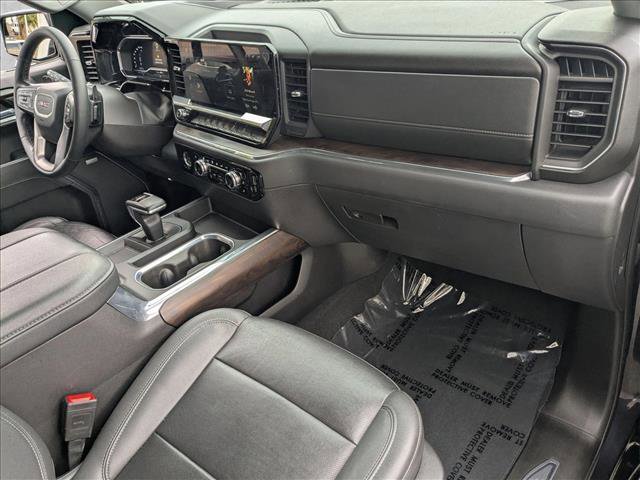 Used 2023 GMC Sierra 1500 SLT w/ SLT Premium Package AWD/4WD image 21