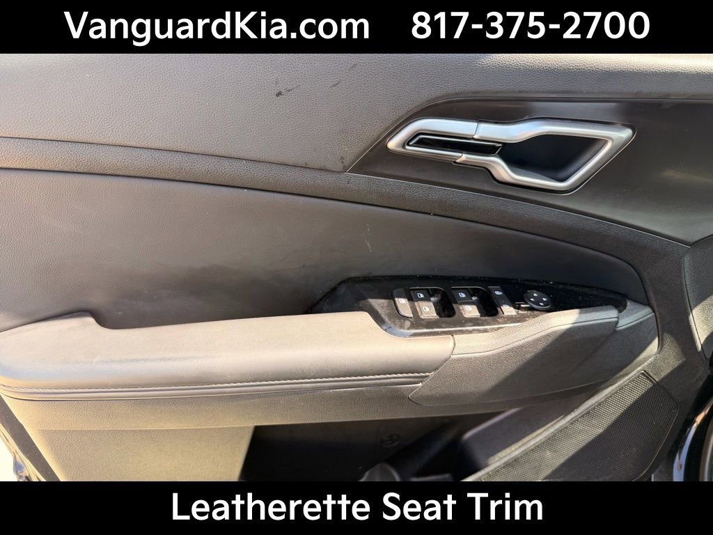 Certified 2025 Kia Sportage EX w/ Premium Package image 17