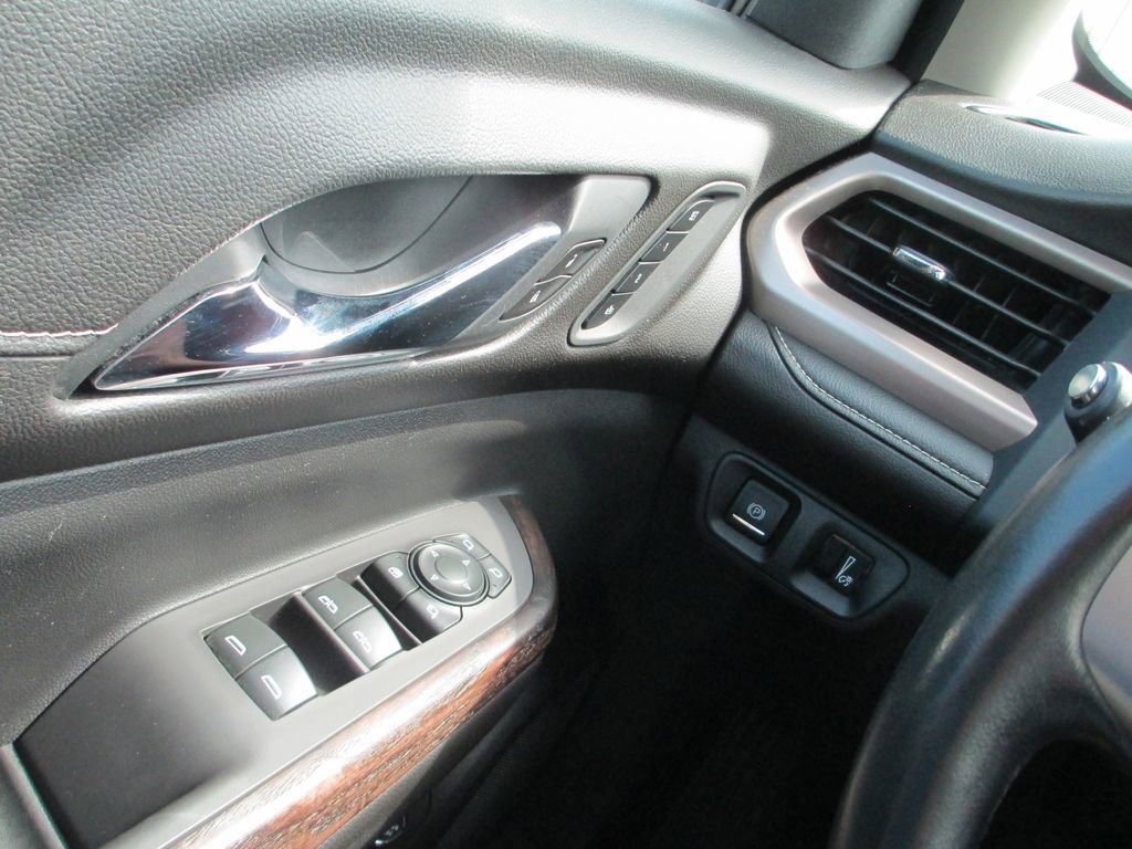 Used 2020 GMC Acadia Denali image 31