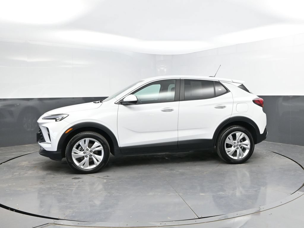 Used 2025 Buick Encore GX Preferred AWD/4WD image 6
