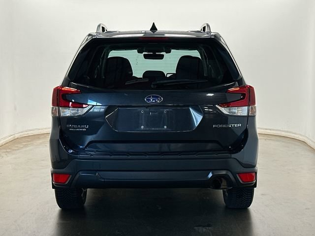 Used 2019 Subaru Forester Premium AWD/4WD image 4