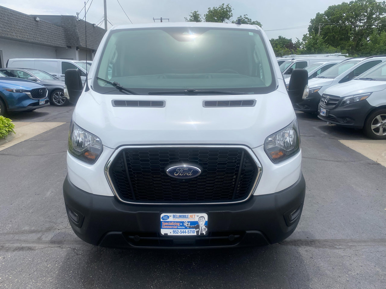 Used 2022 Ford Transit 250 Low Roof AWD image 2