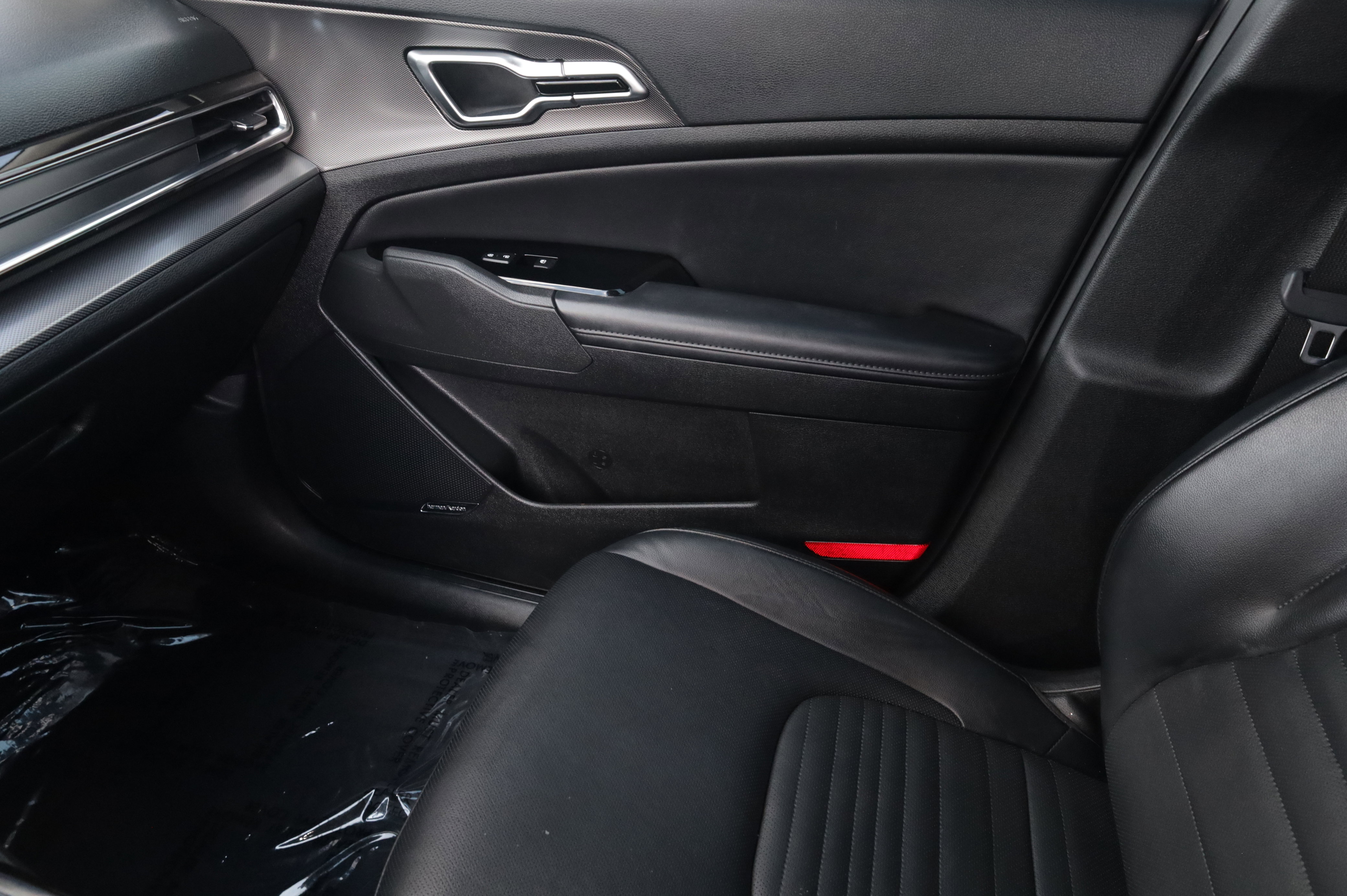 Used 2023 Kia Sportage SX FWD image 15