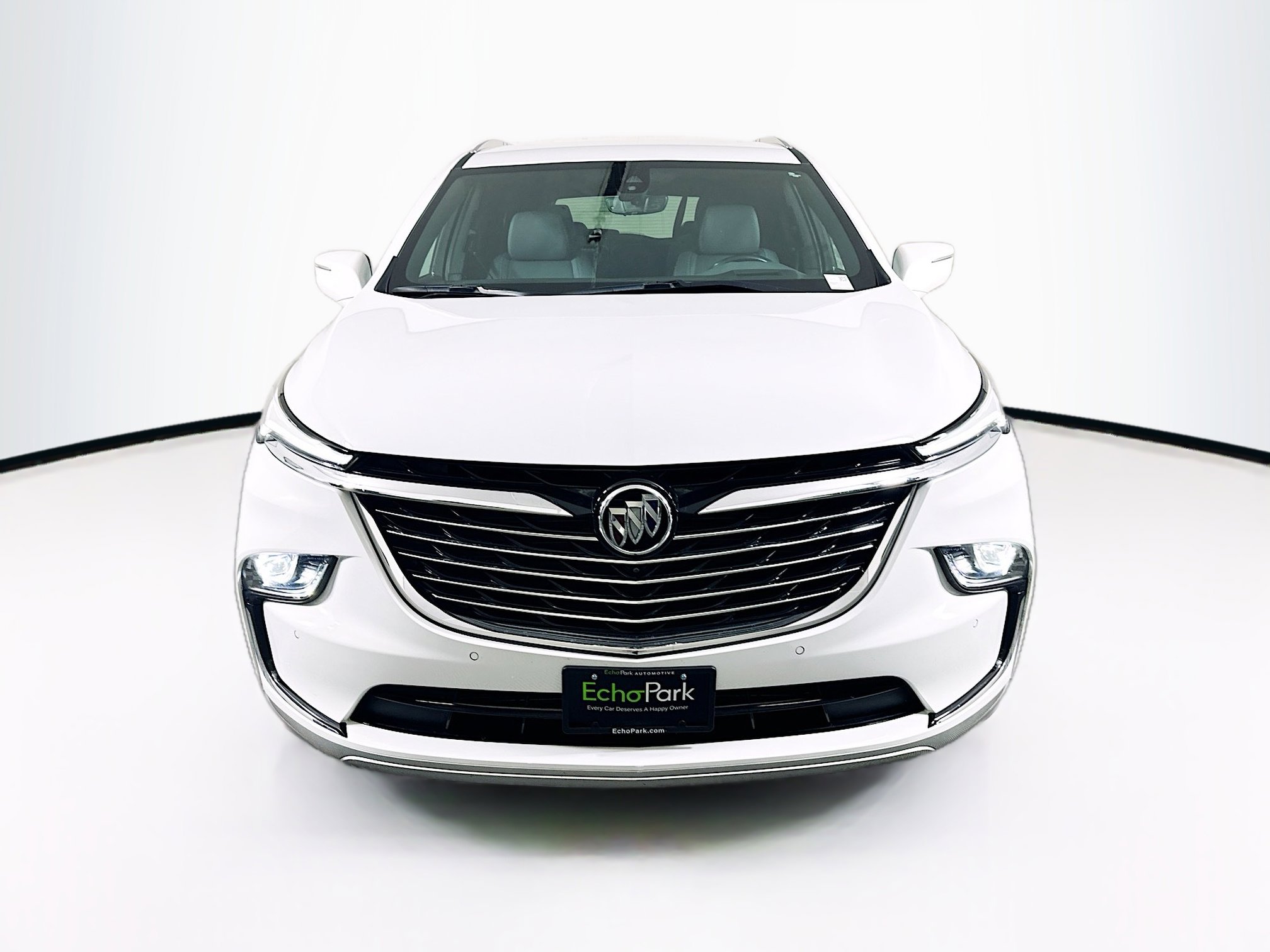 Used 2024 Buick Enclave Premium image 2