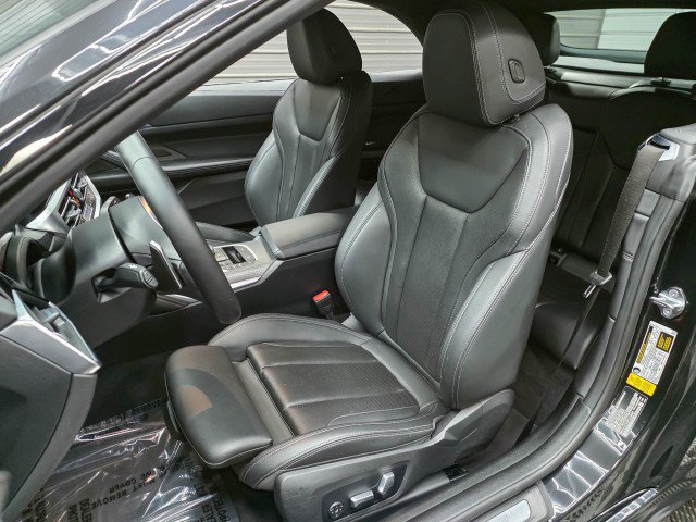 Used 2023 BMW M440i Convertible w/ Premium Package RWD image 16