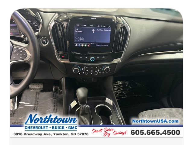 Used 2021 Chevrolet Traverse LT image 17