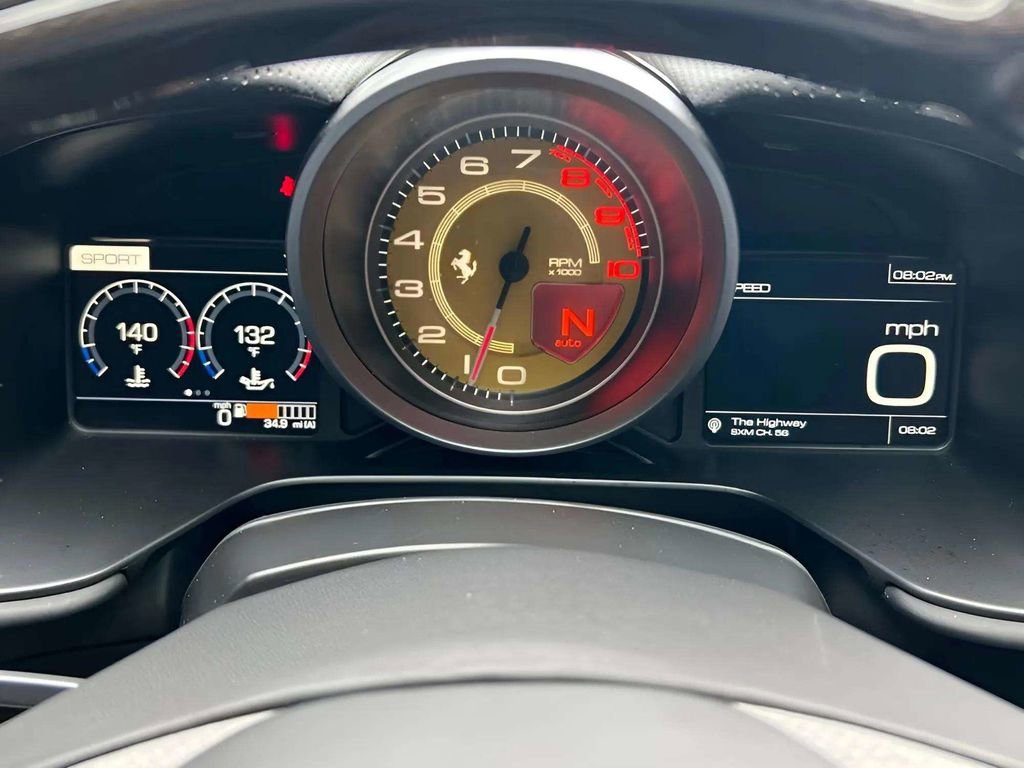 Used 2020 Ferrari Portofino Base image 27