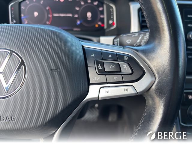 Used 2020 Volkswagen Atlas Cross Sport SEL image 30