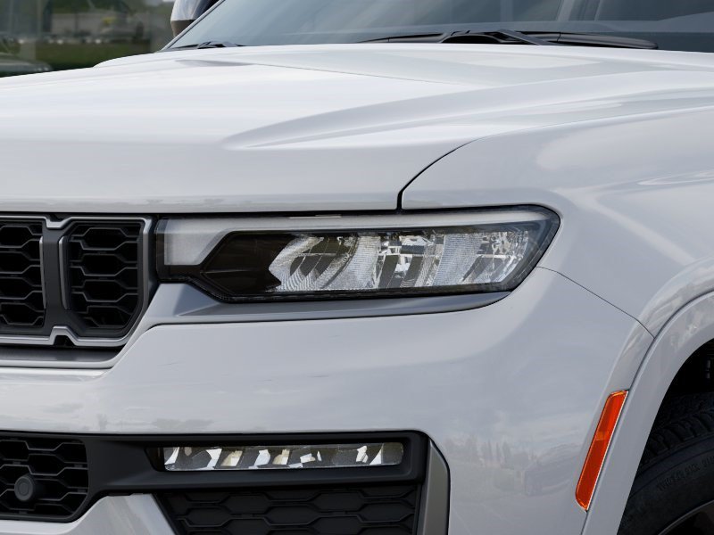 New 2026 Jeep Grand Cherokee Limited AWD/4WD image 11