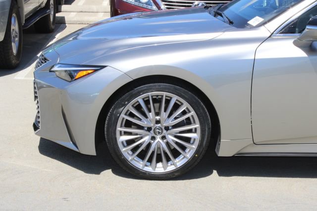 Certified 2023 Lexus IS 300 w/ Premium Package RWD image 4