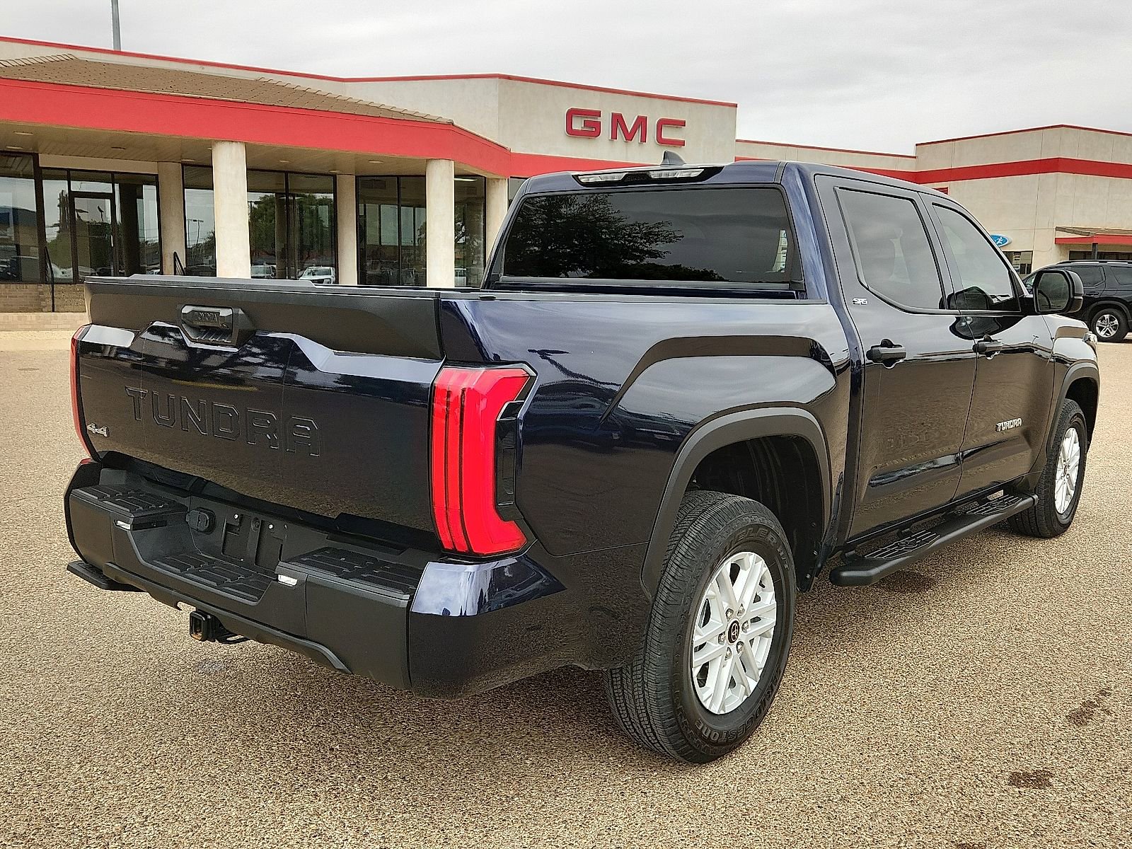 Used 2024 Toyota Tundra SR5 AWD/4WD image 4