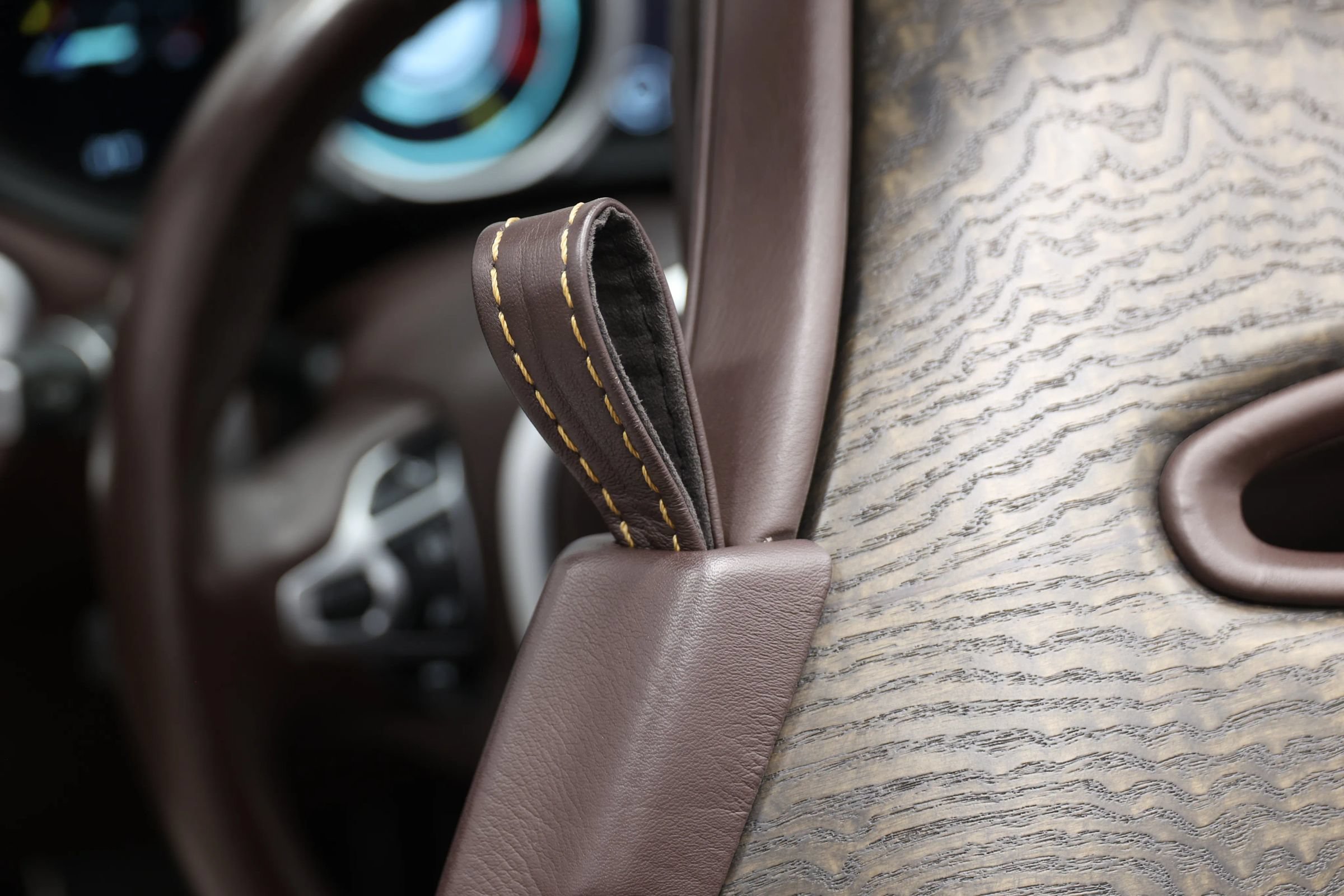 Used 2019 Aston Martin DB11 Volante RWD image 57