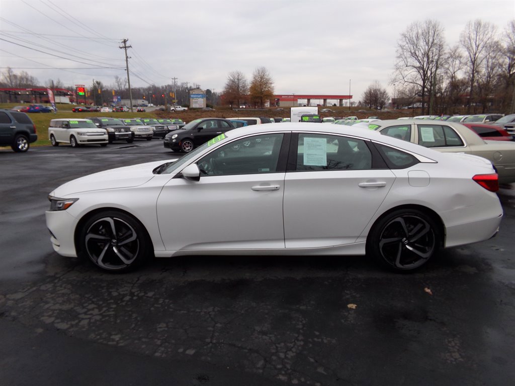 Used 2019 Honda Accord Sport image 1