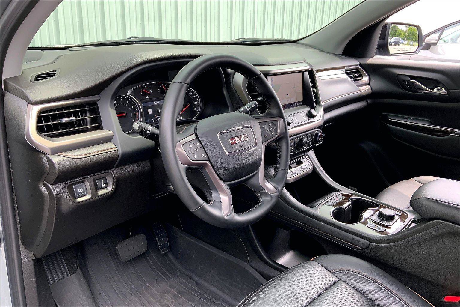 Used 2023 GMC Acadia AT4 w/ Preferred Package AWD/4WD image 13