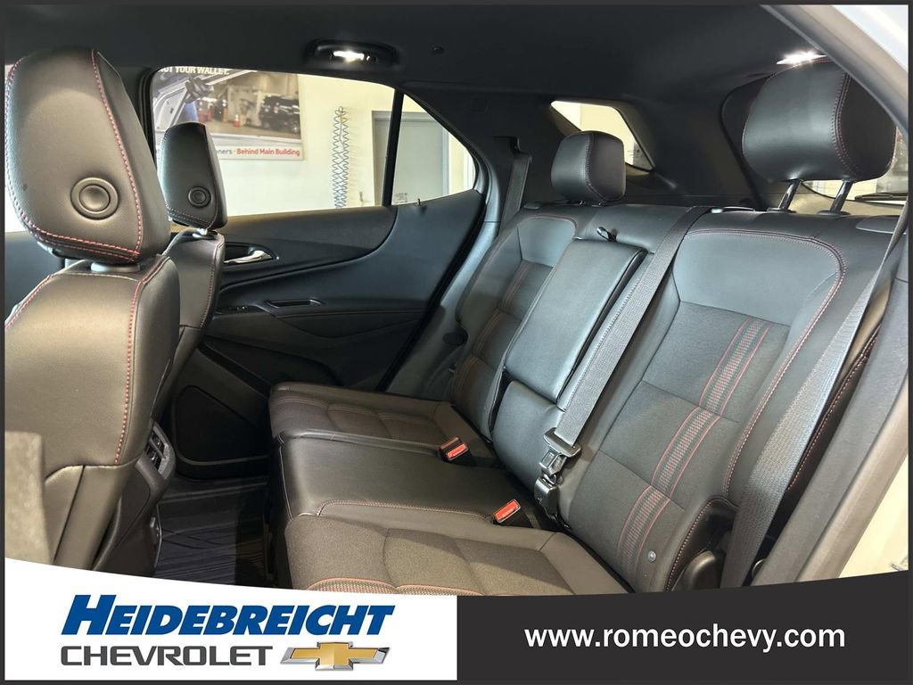 Certified 2024 Chevrolet Equinox RS w/ LPO, Floor Liner Package FWD image 12