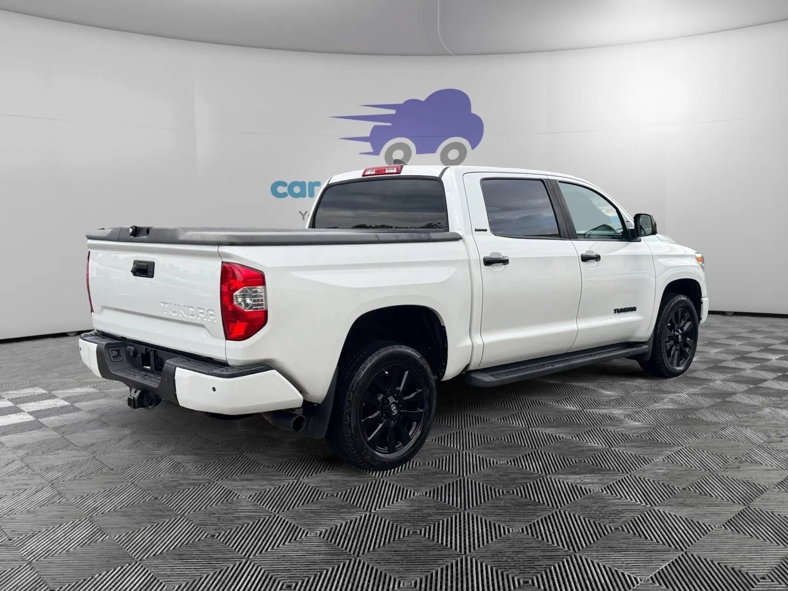 Used 2021 Toyota Tundra Limited w/ Limited Premium Package AWD/4WD image 5