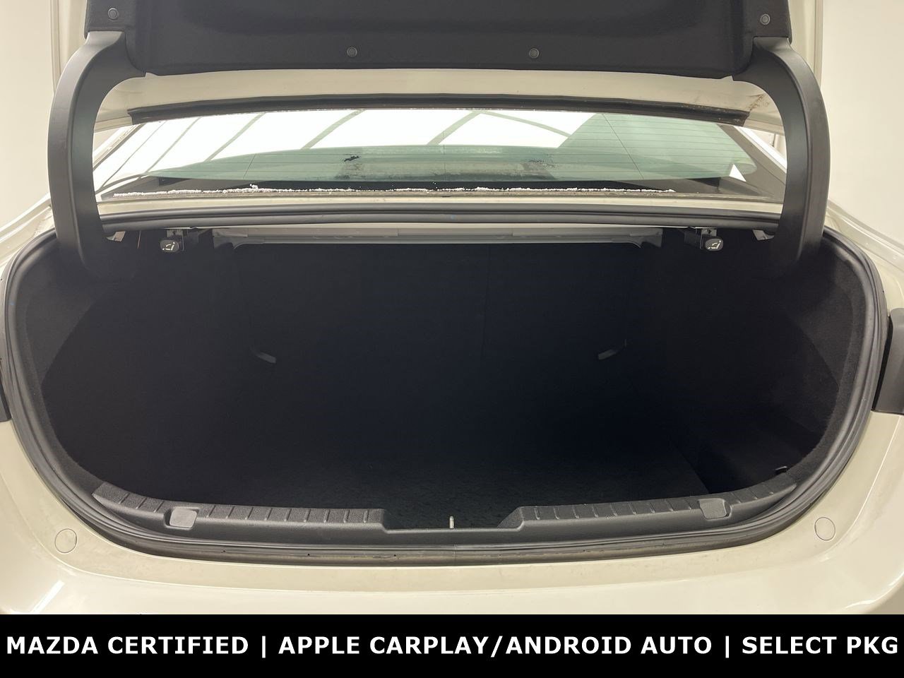 Certified 2020 MAZDA MAZDA3 Sedan w/ Select Package image 23