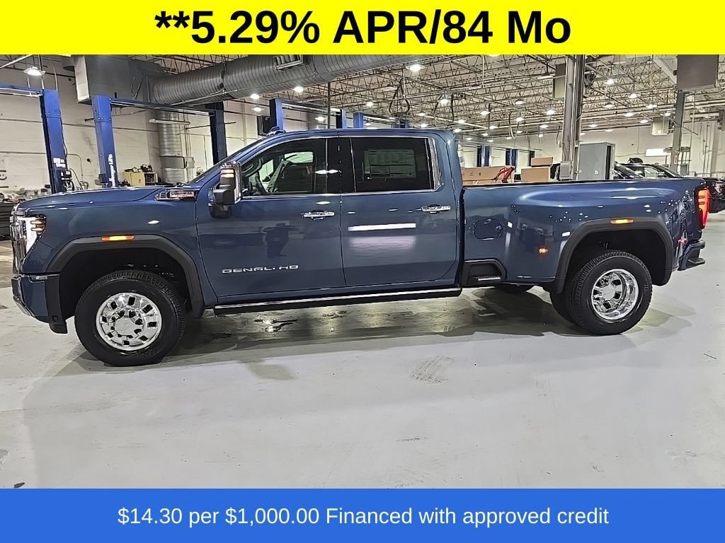 New 2026 GMC Sierra 3500 Denali w/ Denali Reserve Package AWD/4WD image 4