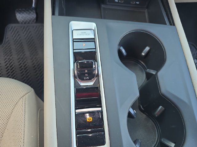 Used 2024 Volkswagen Atlas SE FWD image 22