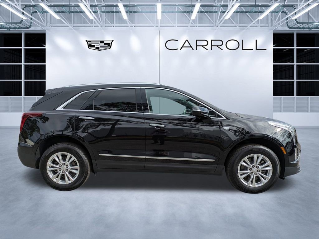 Certified 2025 Cadillac XT5 Luxury image 3