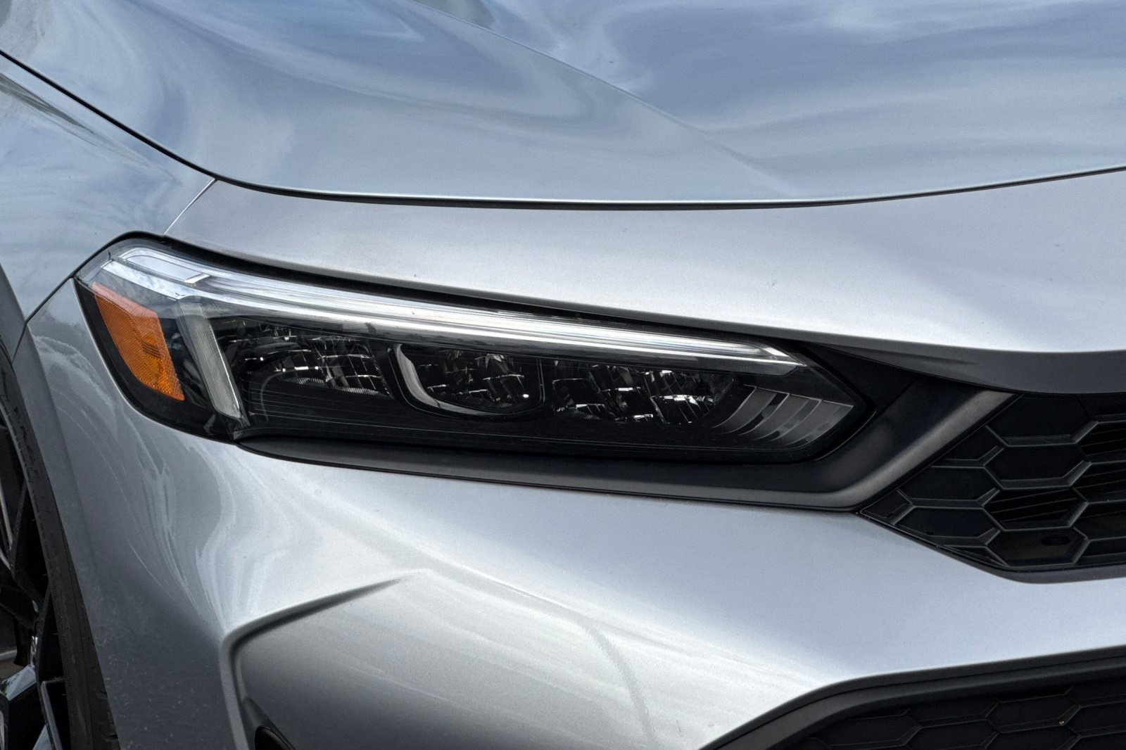 Used 2025 Honda Civic Sport image 10