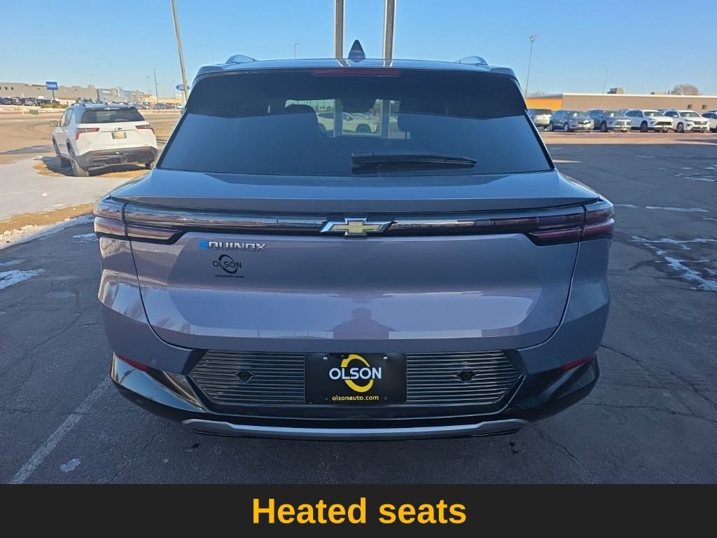 Used 2025 Chevrolet Equinox EV LT w/ Convenience Package image 6