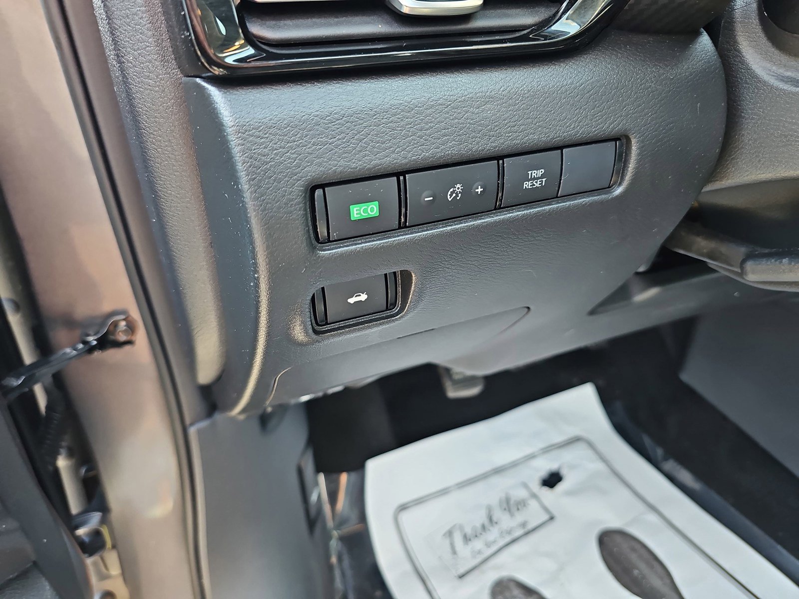 Used 2022 Nissan Sentra SR w/ SR Premium Package FWD image 15