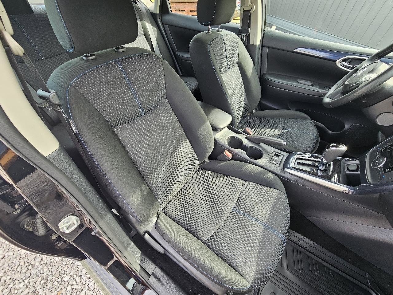 Used 2019 Nissan Sentra SR FWD image 35