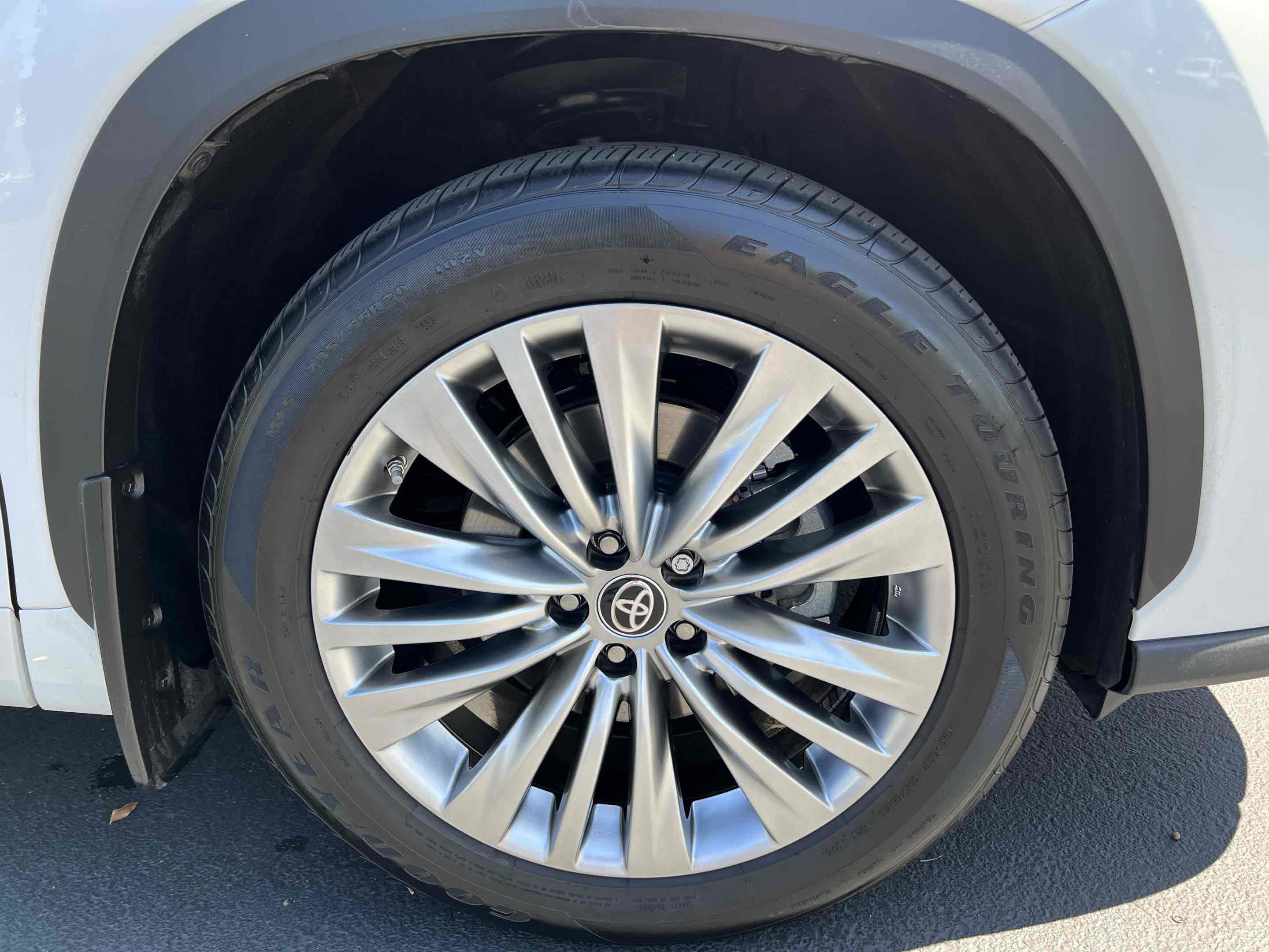 Used 2023 Toyota Highlander Platinum image 80