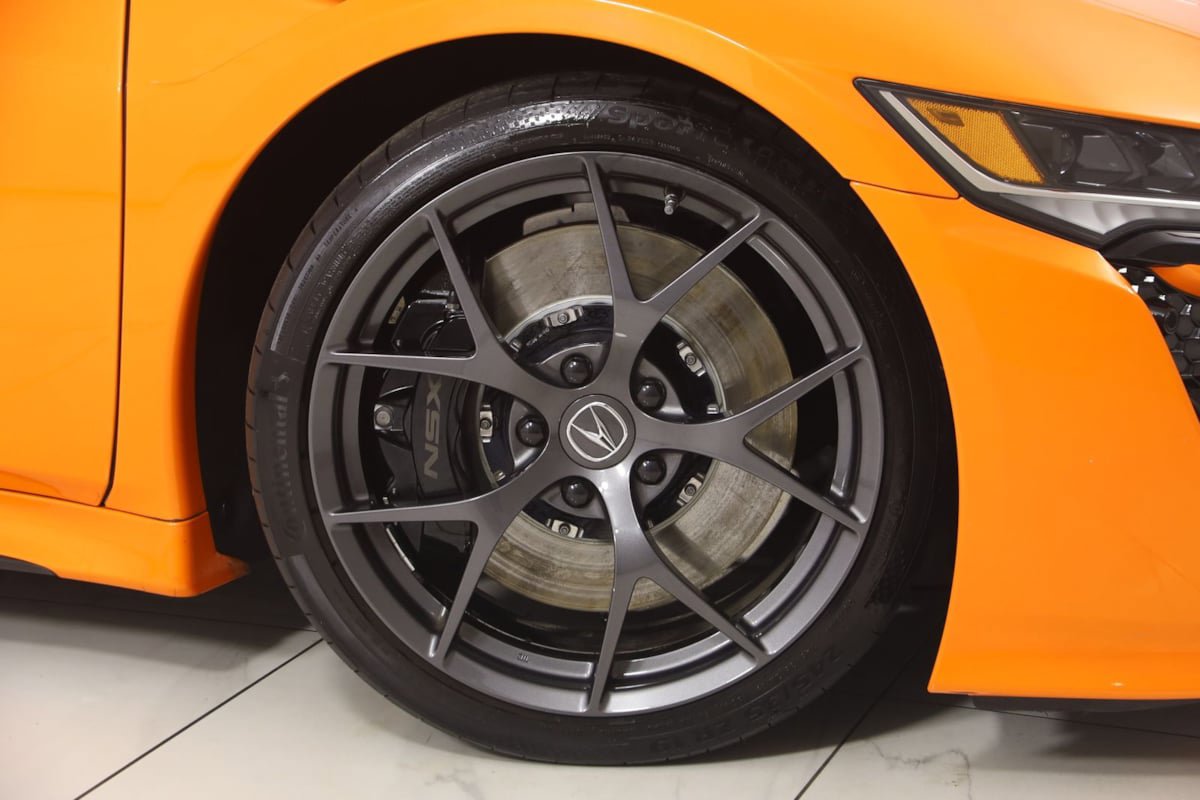 Used 2020 Acura NSX AWD/4WD image 15