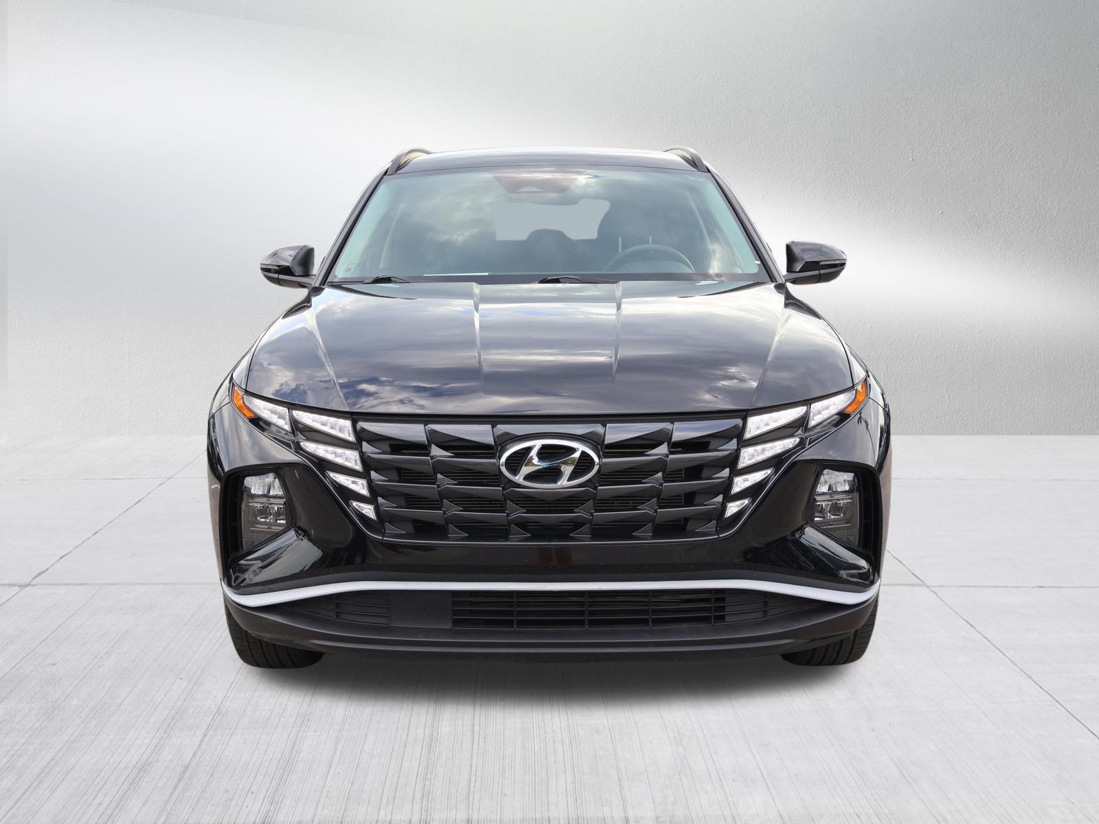 Used 2022 Hyundai Tucson SEL AWD/4WD image 2
