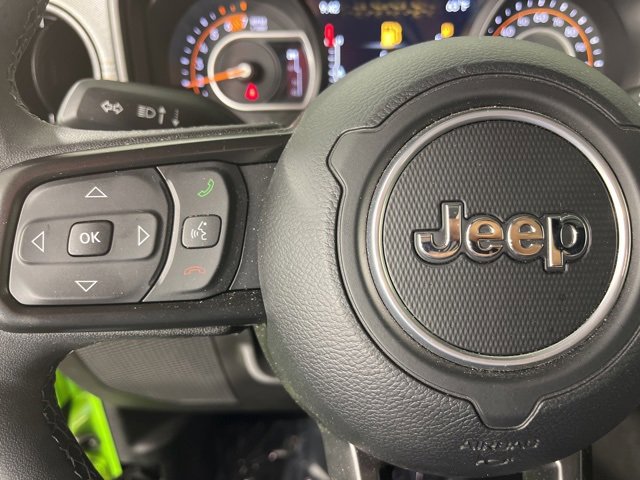 Used 2025 Jeep Wrangler Sport image 9