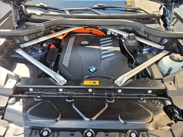 Certified 2022 BMW X5 xDrive45e w/ Luxury Seating Package AWD/4WD image 24