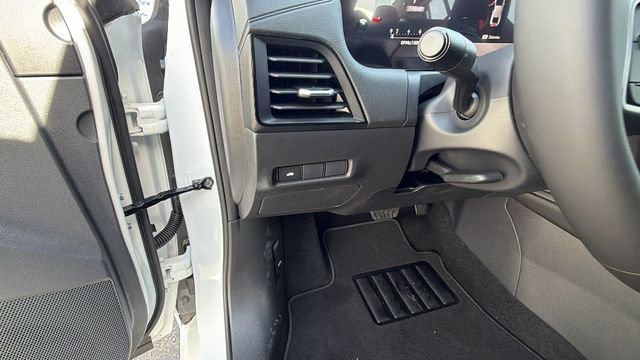 New 2026 Nissan Sentra SR image 30