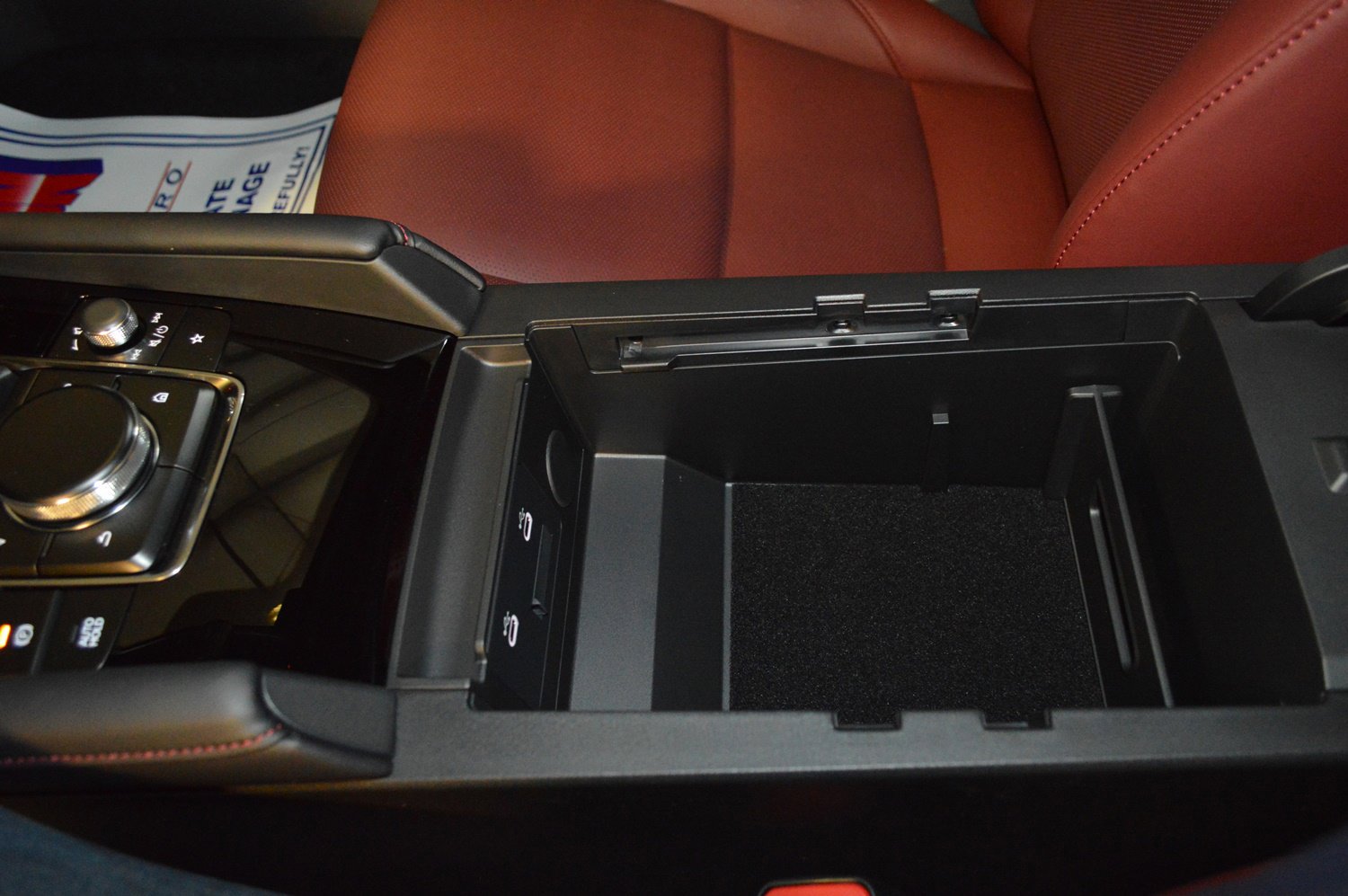 New 2026 MAZDA MAZDA3 Carbon image 21