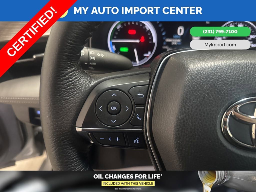 Certified 2021 Toyota Avalon XLE w/ Moonroof Package image 16