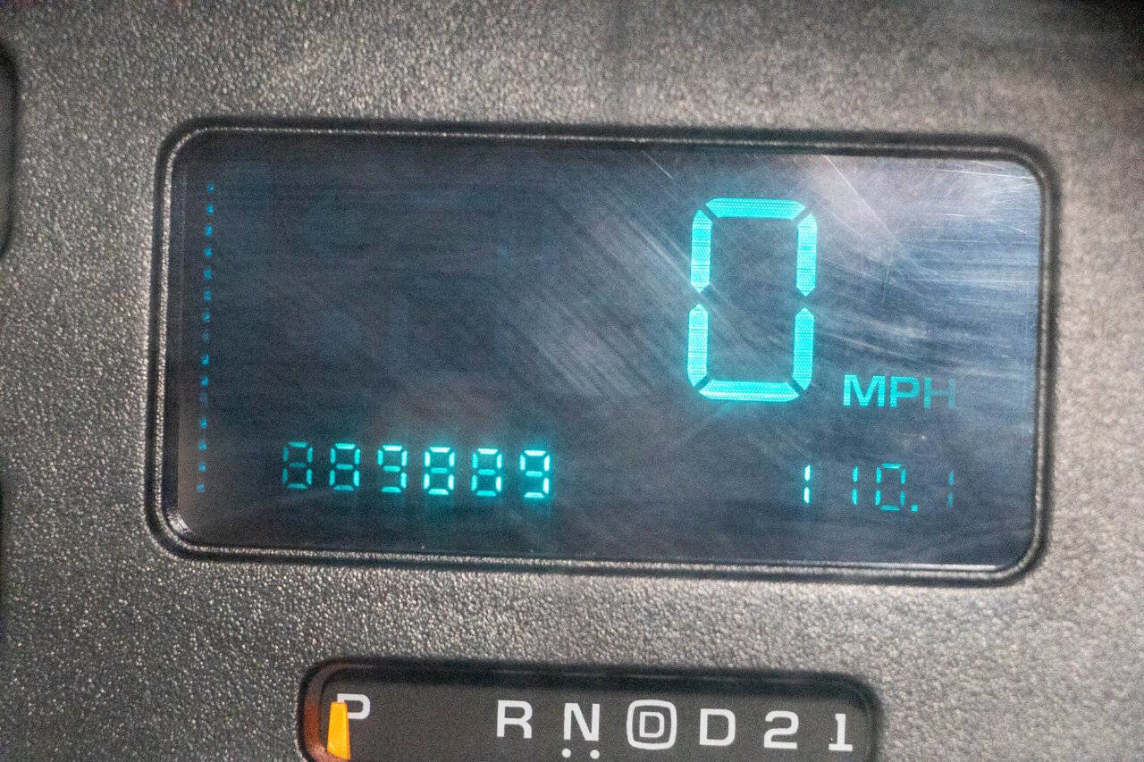 Used 1995 Chevrolet Impala SS RWD image 13