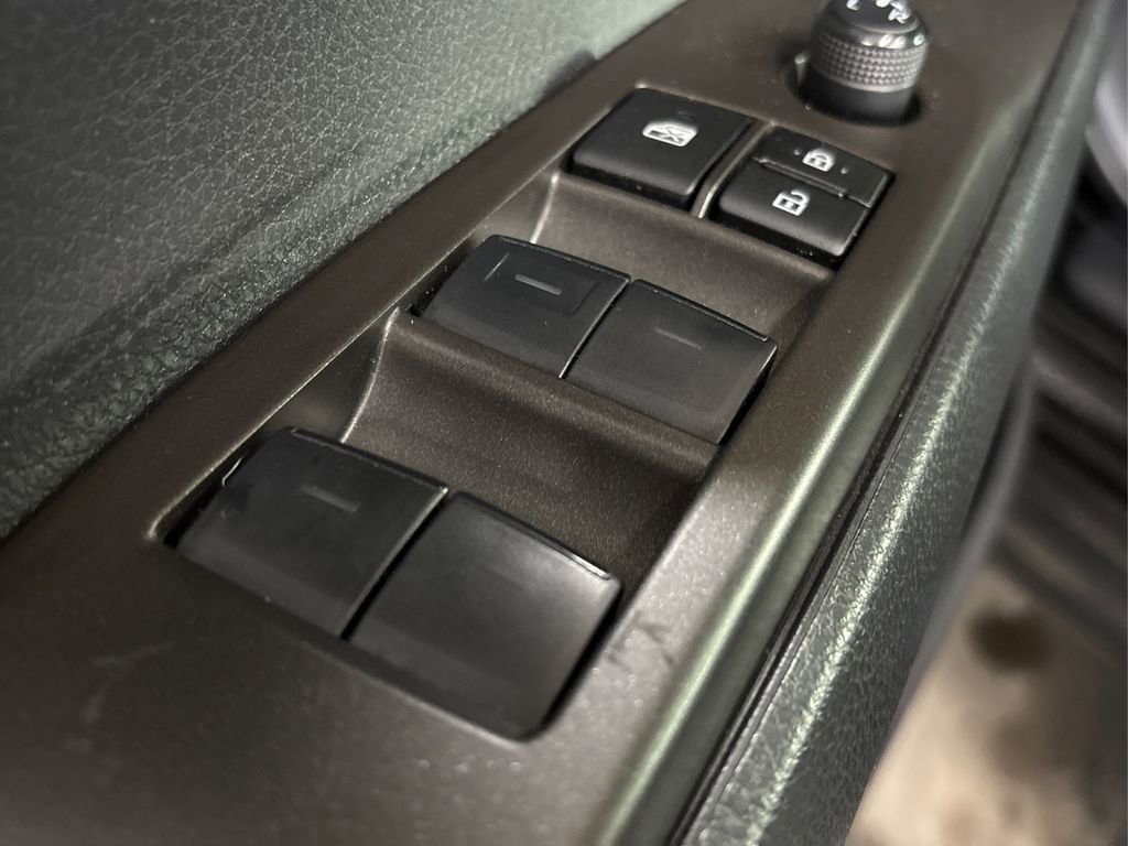 Used 2023 Toyota Camry LE image 32