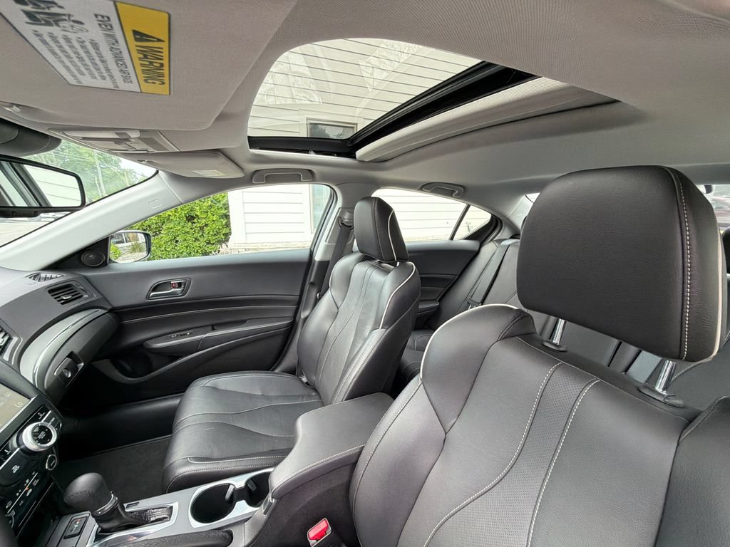 Used 2020 Acura ILX FWD image 25