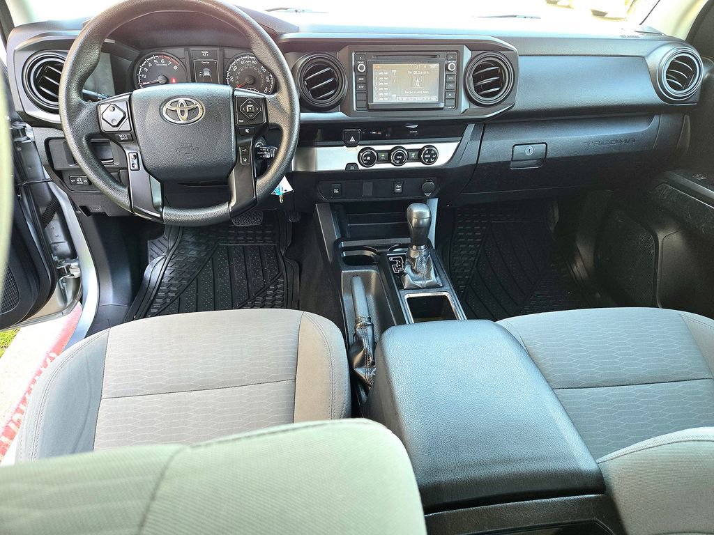 Used 2018 Toyota Tacoma SR w/ SR Convenience Package image 8