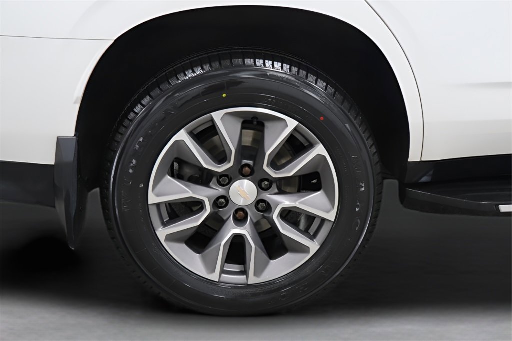 Used 2022 Chevrolet Tahoe LT w/ Luxury Package image 38