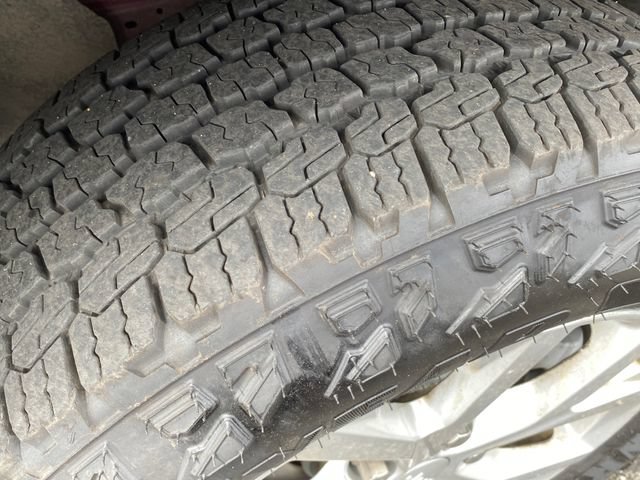 Used 2023 Jeep Grand Cherokee Limited AWD/4WD image 24