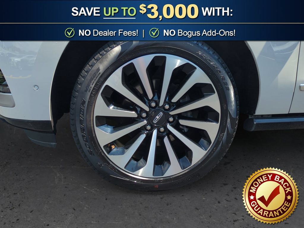 Used 2023 Lincoln Navigator L Reserve AWD/4WD image 13