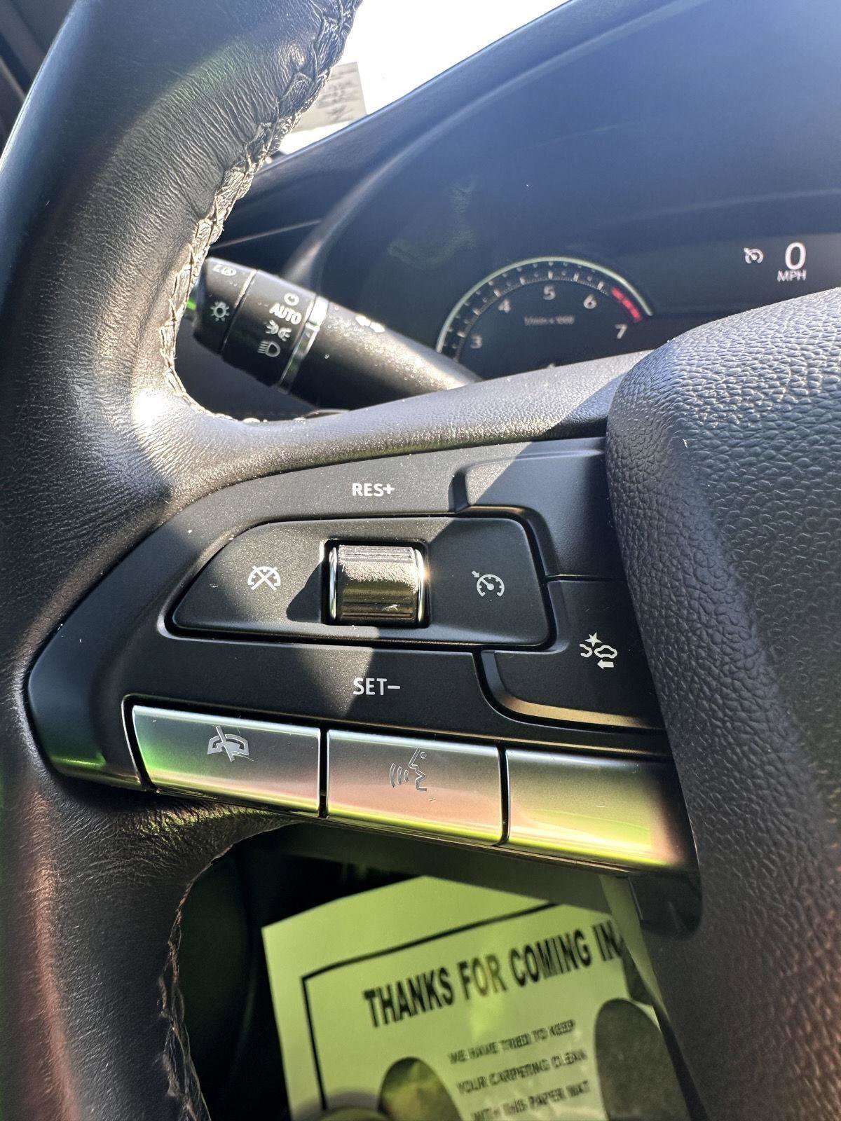 Used 2023 Cadillac XT4 Premium Luxury image 21