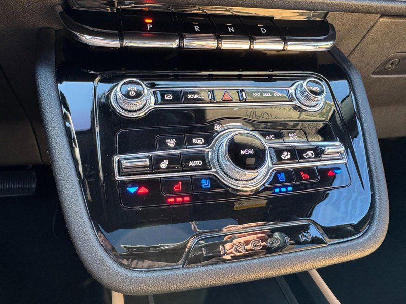 Certified 2022 Lincoln Corsair Reserve w/ Equipment Group 201A image 17