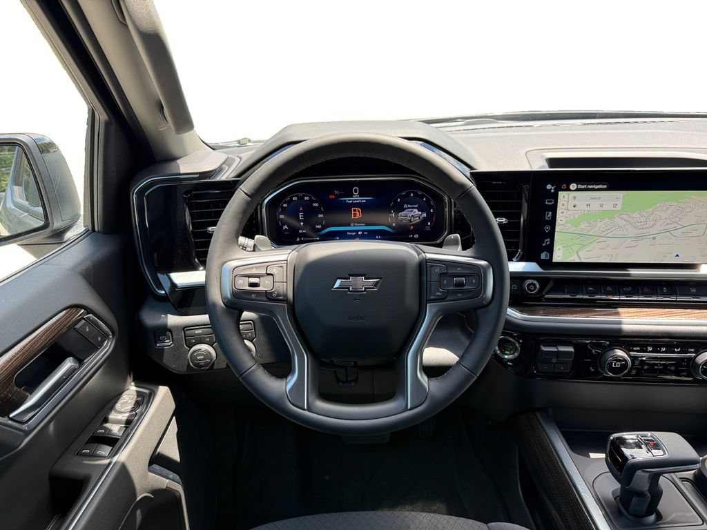 New 2026 Chevrolet Silverado 1500 RST w/ Redline Edition AWD/4WD image 12