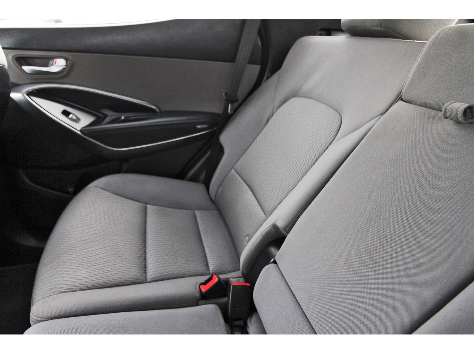 Used 2018 Hyundai Santa Fe Sport FWD image 14