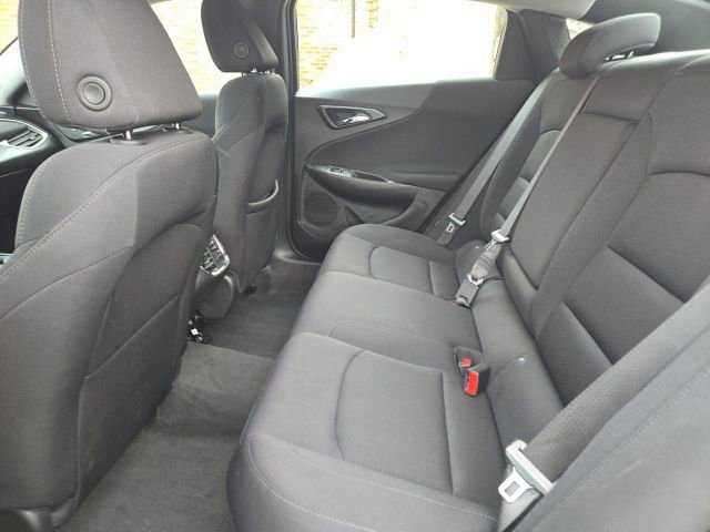 Used 2024 Chevrolet Malibu LT image 11