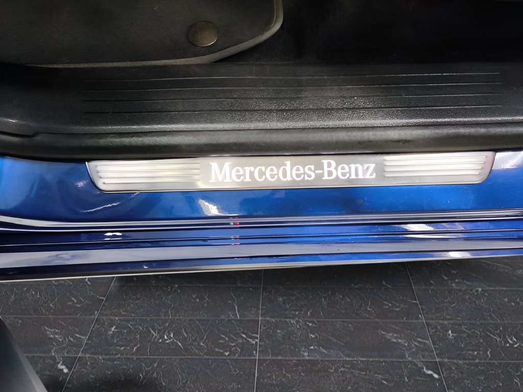Used 2021 Mercedes-Benz GLE 580 4MATIC image 35